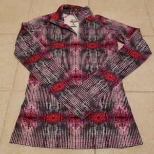 NWOT Nike quater zip pullover sz S